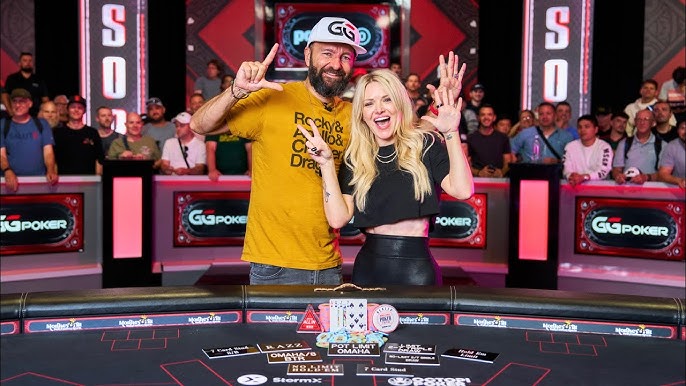 Daniel Negreanu with wife